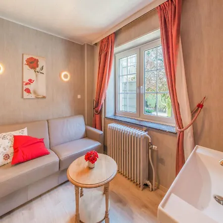 Spacious With Sauna In Waimes *