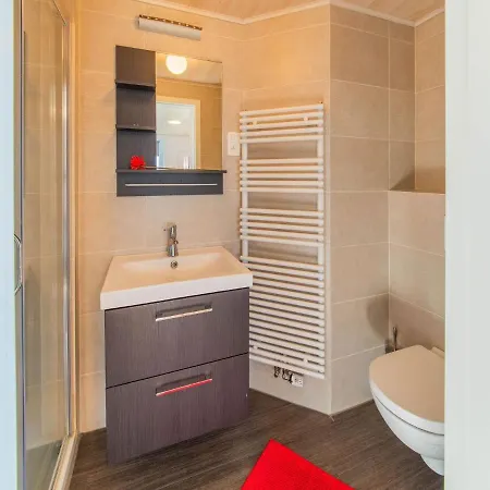 Spacious With Sauna In Waimes * Robertville