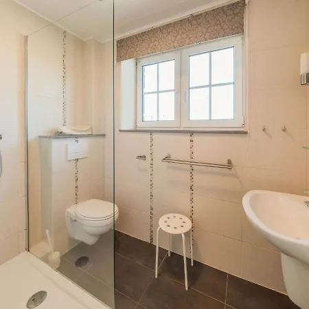 Spacious With Sauna In Waimes * 罗贝尔维尔